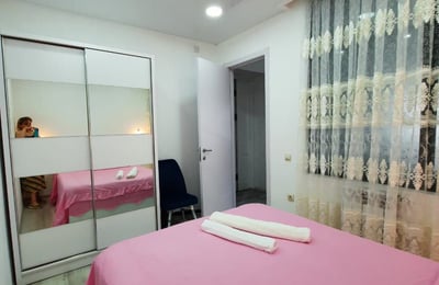 Geräumige möblierte wohnung zur miete, 80 m², Batumi, Georgien