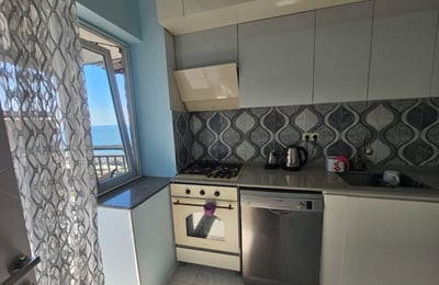 Geräumige möblierte wohnung zur miete, 80 m², Batumi, Georgien