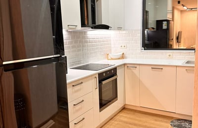 Alquiler de apartamento amplio, amueblado, 82 m², Batumi, Georgia