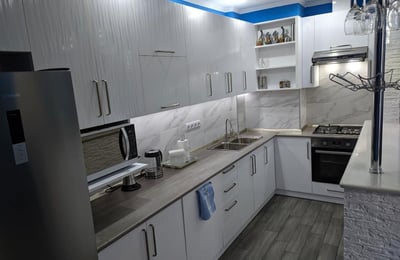 Location appartement spacieux, meublé, 72 м², Batumi, Géorgie