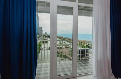 Аренда современной квартиры с видом на море, 60 м², Батуми, Грузия