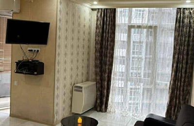 Alquiler de apartamento acogedor, amueblado, 56 m², Batumi, Georgia