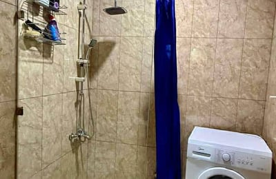 Alquiler de apartamento acogedor, amueblado, 56 m², Batumi, Georgia