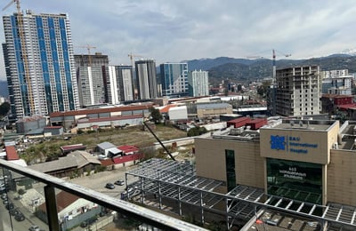 Location appartement spacieux, meublé, 95 м², Batumi, Géorgie