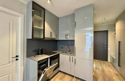 Alquiler de apartamento luminoso, cómodo, 75 m², Batumi, Georgia