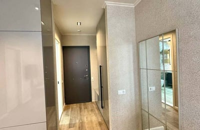 Alquiler de apartamento luminoso, cómodo, 75 m², Batumi, Georgia