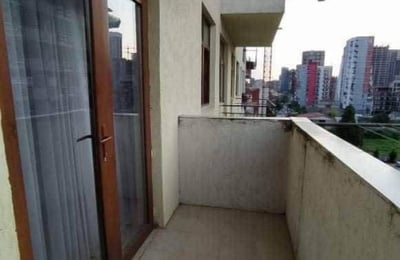 Komfortable Wohnung mit Balkon zur Miete, 52 м², Batumi, Georgien