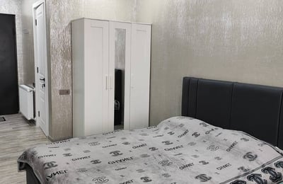 Location studio confortable, meublé, proche de la mer, 35 м², Batumi, Géorgie