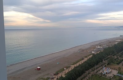 Modern apartment with sea and mountain view for rent, 50 m², Batumi, Georgia