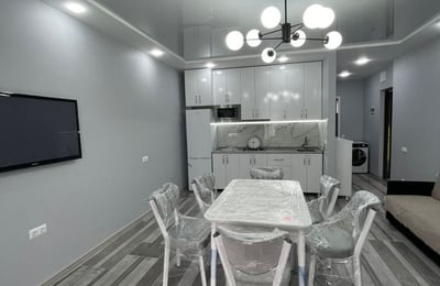 Alquiler de moderno apartamento, 55 m², Batumi, Georgia
