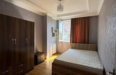 Alquiler de amplio y cómodo apartamento, 82 m², Batumi, Georgia