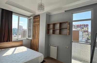 Alquiler de amplio y cómodo apartamento, 82 m², Batumi, Georgia