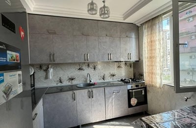 Alquiler de amplio y cómodo apartamento, 82 m², Batumi, Georgia