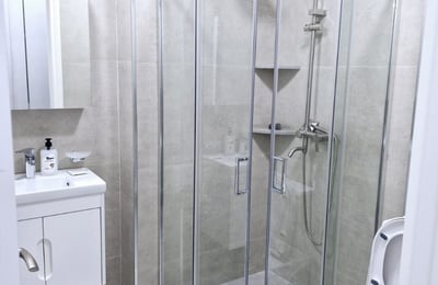 Moderne Wohnung mit Bergblick zur Miete, 50 m², Batumi, Georgien