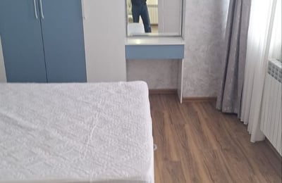 Alquiler de nuevo y cómodo apartamento, 80 m², Batumi, Georgia