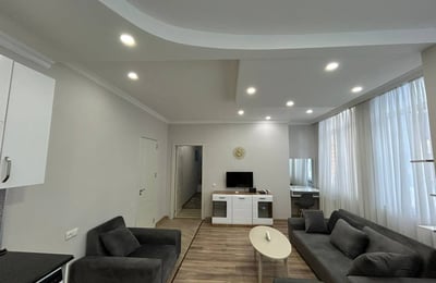 Alquiler de luminoso apartamento amueblado, 67 m², Batumi, Georgia