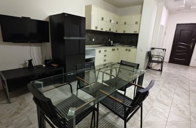 Alquiler de amplio apartamento amueblado, 95 m², Batumi, Georgia