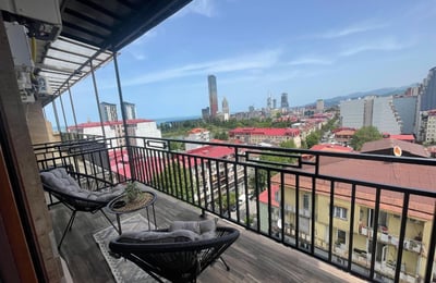 Аренда современной, меблированной квартиры, 45 м², Батуми, Грузия