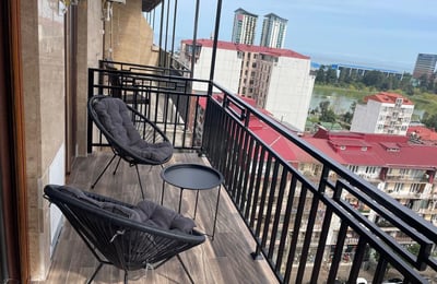 Аренда современной, меблированной квартиры, 45 м², Батуми, Грузия