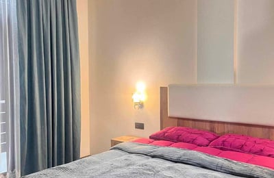 Alquiler de amplia casa amueblada, 200 m², Batumi, Georgia