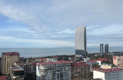 Location d’un appartement cosy et meublé, 42 м², Batouми, Géоргие