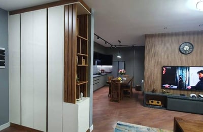 Alquiler de luminoso y amplio apartamento, 90 m², Batumi, Georgia