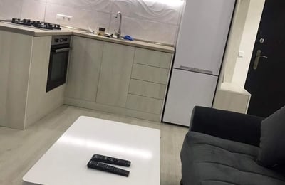 Location d’un appartement confortable et meublé, 40 м², Batouми, Géоргие