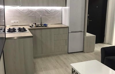 Location d’un appartement confortable et meublé, 40 м², Batouми, Géоргие