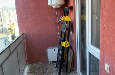 Alquiler de luminoso apartamento con 2 dormitorios, 65 m², Batumi, Georgia