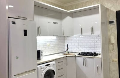 Alquiler de luminoso apartamento, 45 m², Batumi, Georgia