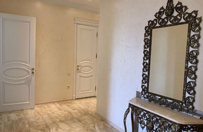 Аренда просторной, комфортабельной квартиры, 110 м², Батуми, Грузия