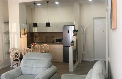 Location d'un appartement spacieux et confortable, 80 m², Batoumi, Géorgie