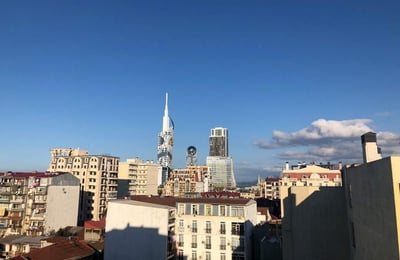 Location d'un appartement spacieux et confortable, 80 m², Batoumi, Géorgie