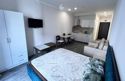 Alquiler de estudio cómodo en Komuna Tower, Batumi, Georgia