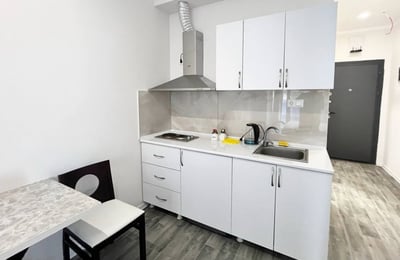 Alquiler de estudio cómodo en Komuna Tower, Batumi, Georgia