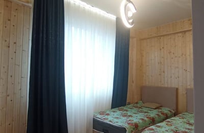 Helle und komfortable 83 m² Wohnung zu vermieten, Batumi, Georgien
