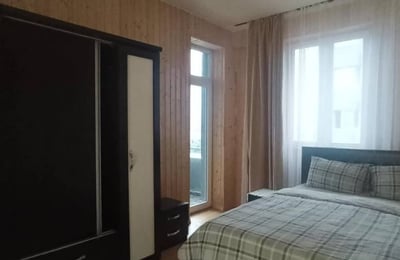 Helle und komfortable 83 m² Wohnung zu vermieten, Batumi, Georgien