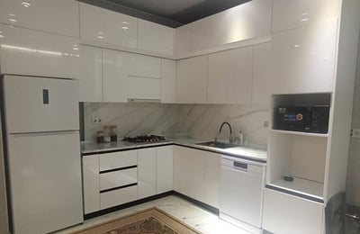 Helle und komfortable 83 m² Wohnung zu vermieten, Batumi, Georgien