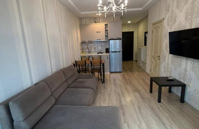 Alquiler de apartamento amueblado de 50 m² con hermosas vistas, Batumi, Georgia