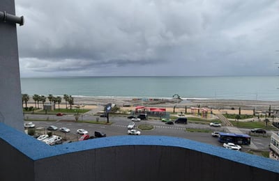 Alquiler de apartamento amueblado de 50 m² con hermosas vistas, Batumi, Georgia