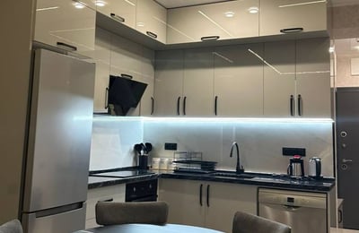 Location d'un appartement cosy et meublé de 65 m² dans Bagrationi Residence, Batoumi, Géorgie