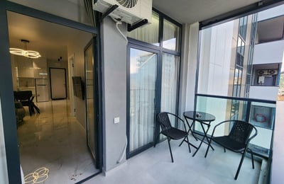 Alquiler de un apartamento moderno y amueblado de 50 m² en Batumi, Georgia