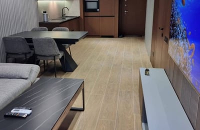 Alquiler de un apartamento amueblado y moderno de 57 m² en Porta Tower, Batumi, Georgia