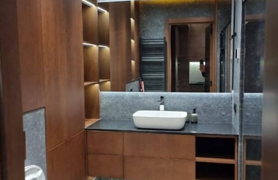 Alquiler de un apartamento amueblado y moderno de 57 m² en Porta Tower, Batumi, Georgia