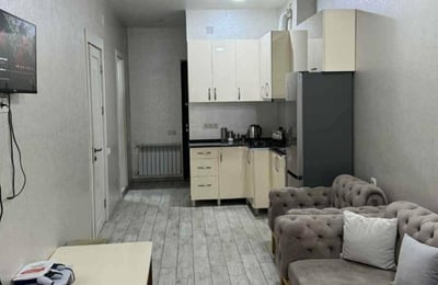 Аренда уютной, меблированной квартиры с двумя спальнями, 60 м², Батуми, Грузия