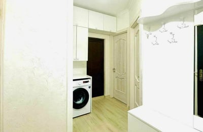 Helle möblierte Wohnung mieten, 60 m², Batumi, Georgien