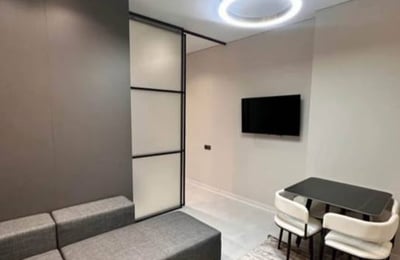 Kompakte möblierte Wohnung im NBG Panorama Komplex mieten, 33 m², Batumi, Georgien