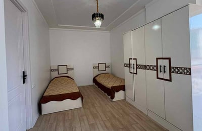 Location d'un appartement lumineux et spacieux, 72 m², Batoumi, Géorgie