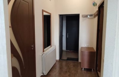 Alquiler de apartamento acogedor con vista al mar, 40 m², centro de la ciudad, Batumi, Georgia
