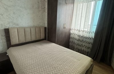 Alquiler de apartamento acogedor con vistas al mar y a la montaña, Batumi, Georgia